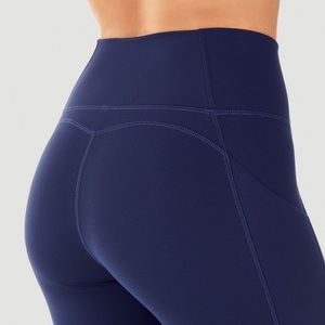 FABLETICS 7/8 HIGH RISE OASIS LEGGINGS (NAVY, SM)